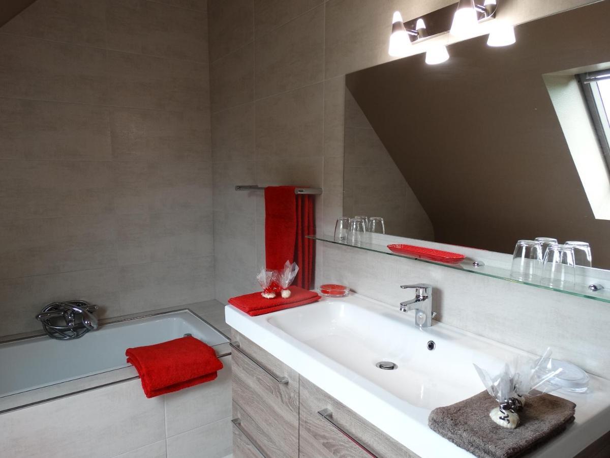 Chambres D'Hotes De La Voie Romaine Plouigneau Экстерьер фото