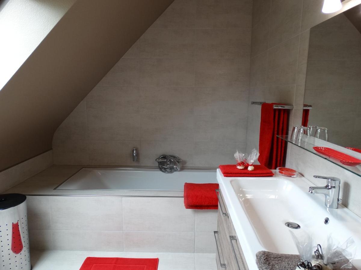 Chambres D'Hotes De La Voie Romaine Plouigneau Экстерьер фото